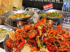 -阿财老铺·老蚌埠龙虾城(华夏总店)