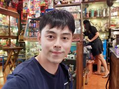 -席娜卡琳火车铁道夜市