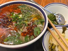 -云阿蛮云南生烫牛肉米线(奉贤路店)