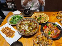 -十三式重庆江湖菜(金茂览秀城店)