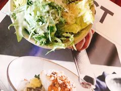 -ROAST coffee & eatery