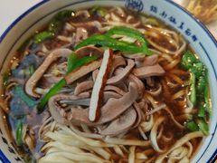 -镇南锅盖面馆(解放路店)