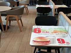 大堂-德克士(信誉楼店)