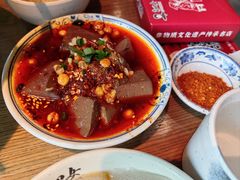 -肖四女乐山跷脚牛肉(世博源店)