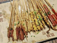 -老街烧烤大排档·地道湖北菜·龙虾馆(汉口火车站店)
