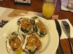 -广州花都皇冠假日酒店