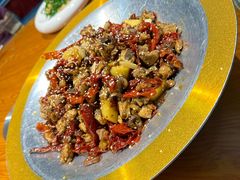 -乡村馕坑肉·烧烤·新疆菜·本地人更爱吃(阿勒泰首店)