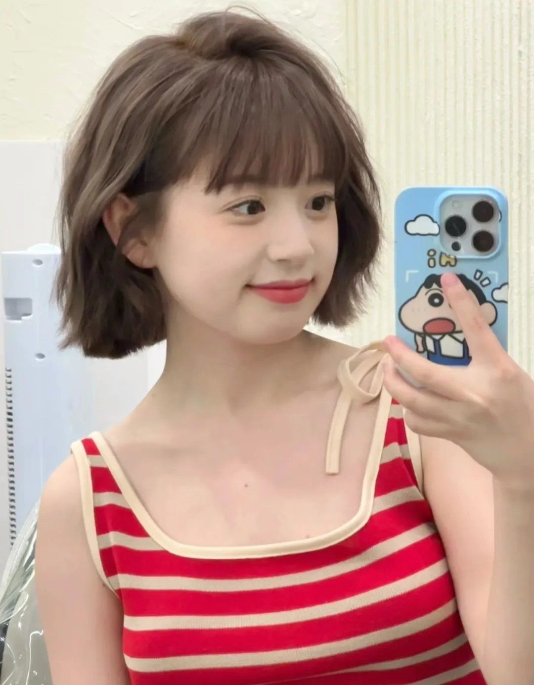 甜美短发超萌呀