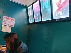 -荒岛实景沉浸密室(江汉路1店)