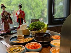 -明洞阿姨·韩式酱蟹烤肉·创意料理(三元桥店)