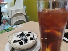 -佰搭果·广式茶餐厅(西华路店)