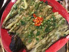 -何师烧烤Pro ·江湖川菜·小龙虾·精酿(太古里旗舰店)