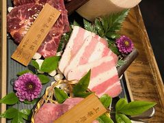 上等厚切牛舌-肉魁屋·烧肉·烧鸟·酒场(高新店)