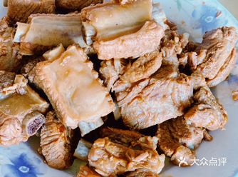 臧臧麻麻家常味道简单小排骨