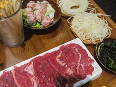 -黔有有贵州酸汤夺夺粉火锅(五味十字店)