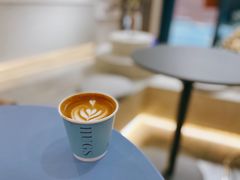 -HUGS coffee(东区店)