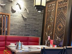 -野山舂·贵州现舂酸汤牛肉(民生路店)