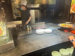 -四海一家自助餐(益田假日广场店)