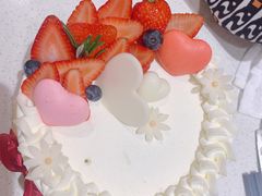 清甜白桃蛋糕-花花卷卷·鲜食蛋糕(静安久光百货店)