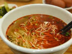 -鼎氏牛大牛肉面馆(临夏路店)