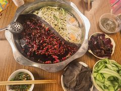 鸳鸯锅底-储奇门鳝鱼火锅(总店)