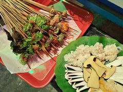 -钢管厂五区小郡肝串串香火锅(梅川路店)