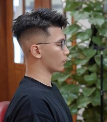 -尤司男士国潮理发馆