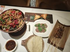 -清真·卡德尔大叔新疆主题餐厅(龙汇路店)