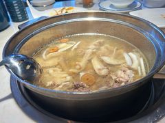 -三个椰子·现砍椰子鸡(金源CBD店)