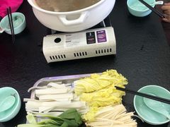 -撒拉人家.酸菜牦牛肉火锅