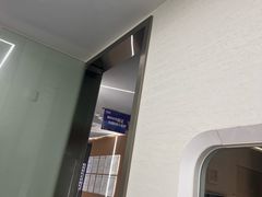 -极光口腔·矫正种植修复(锦江店)