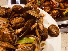 -休记光头香辣蟹干锅店(衣冠庙店)