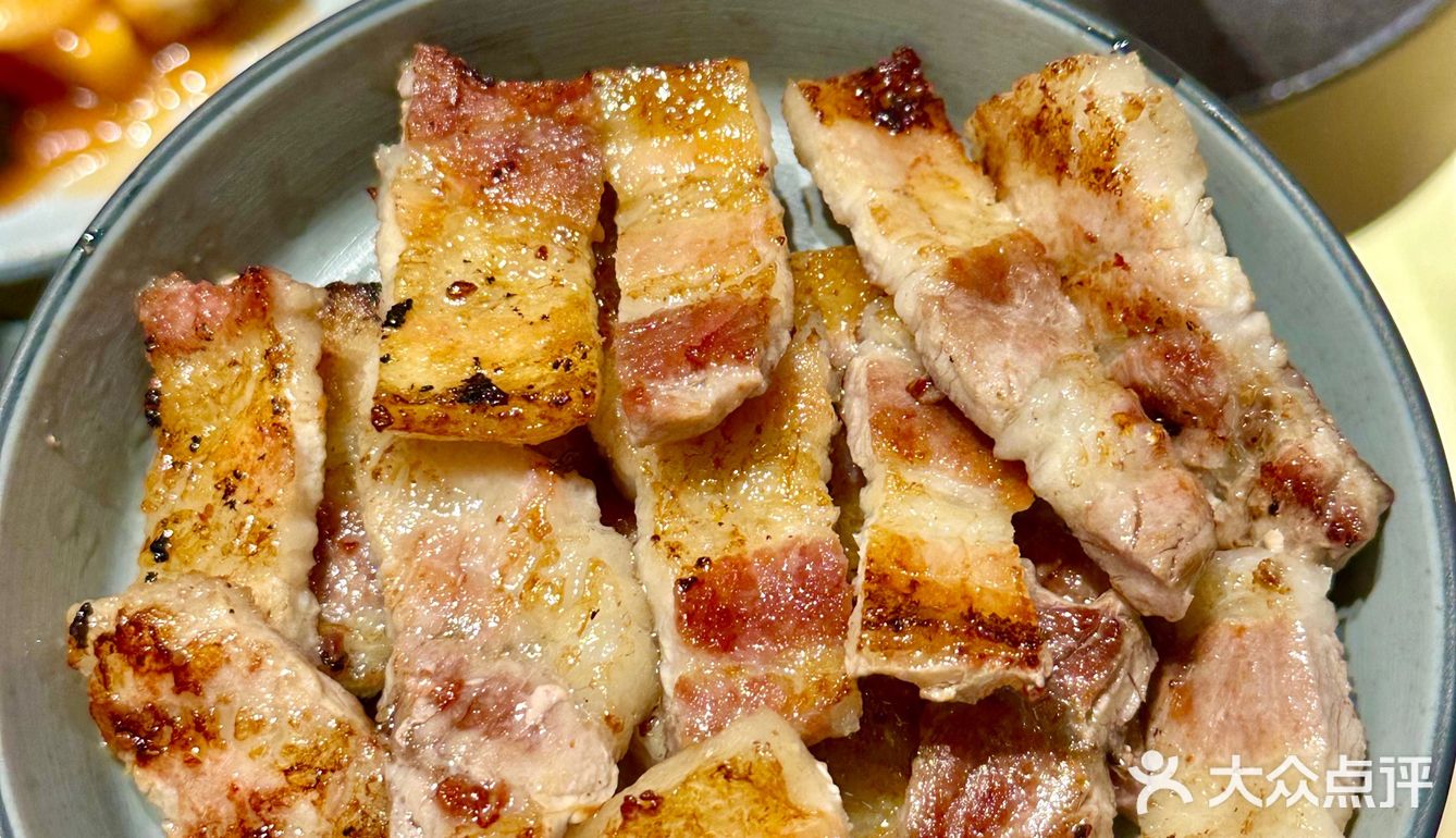 店里韩料,烤肉都是很正宗~️坛子横膈膜 鲜嫩的肉质