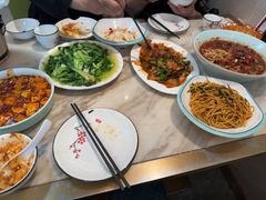 -川人川菜馆·小龙虾·鲜虾现做(黄山路店)