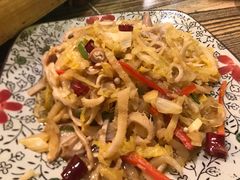 羊肚丝酸菜炒粉-格日勒阿妈蒙古厨房(大召店)