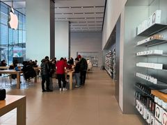 -Apple零售店(华贸购物中心店)