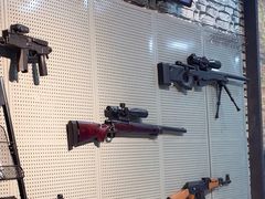 -都市枪神实弹射击俱乐部