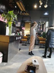 -MOVAN  HAIR莫凡匠人发型屋