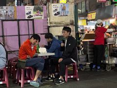 -六合夜市