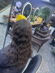 -藤野造型专业烫染接发