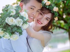 -经典婚纱摄影美学馆·私人定制