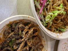 -黑八私房老北京炸酱面