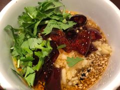 -亿诣蝎府炸酱面羊蝎子火锅(酷车小镇店)