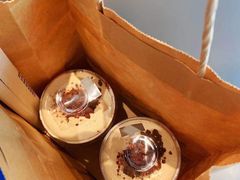 -喜茶(上海打浦桥日月光gelato lab+店)