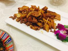 -阿拉丁新疆风味餐厅·清真(罗廊巷店)