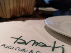 餐具摆设-TAMATI(巴黎贝甜韩式西餐厅店)