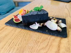 -Rabbit Cafe私房西餐甜点咖啡(栖霞路店)