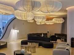 -涨巢·潮玩水疗局