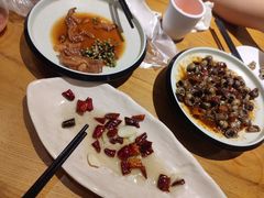 -隔壁老王·家常云南菜(花巷店)