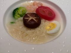 -佐度王子扒房(爱建卓展店)